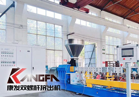 簡(jiǎn)述雙螺桿造粒機(jī)主要組成部分(包括電機(jī)、螺桿、機(jī)筒、加熱器、變速器等)